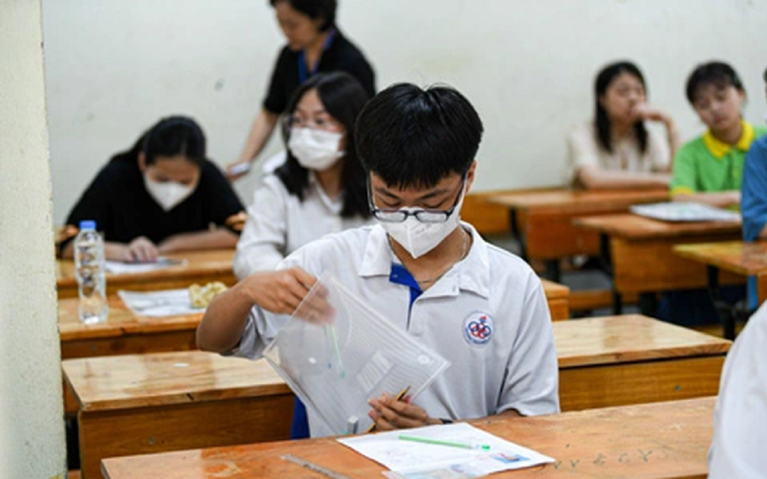 Bản tin 20/1: Thêm nhiều địa phương "chốt" môn thi thứ ba vào lớp 10- Ảnh 1. Bản tin 20/1: Thêm nhiều địa phương "chốt" môn thi thứ ba vào lớp 10- Ảnh 1.