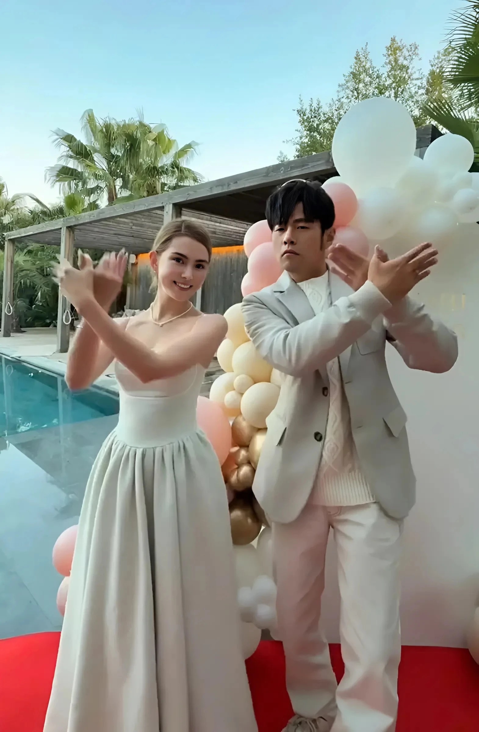 Vợ chồng Châu Kiệt Luân trong clip kỷ niệm 10 năm ngày cưới. (Ảnh: @jaychou)