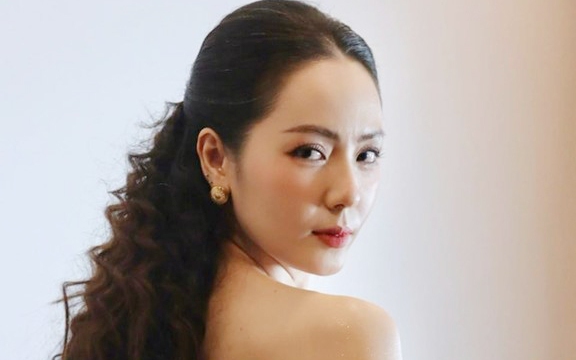 Ca sĩ Phương Linh cất giọng với khả năng "ngáp trộm" thành thần, khiến khán giả hết hồn- Ảnh 3. Ca sĩ Phương Linh cất giọng với khả năng "ngáp trộm" thành thần, khiến khán giả hết hồn- Ảnh 3.