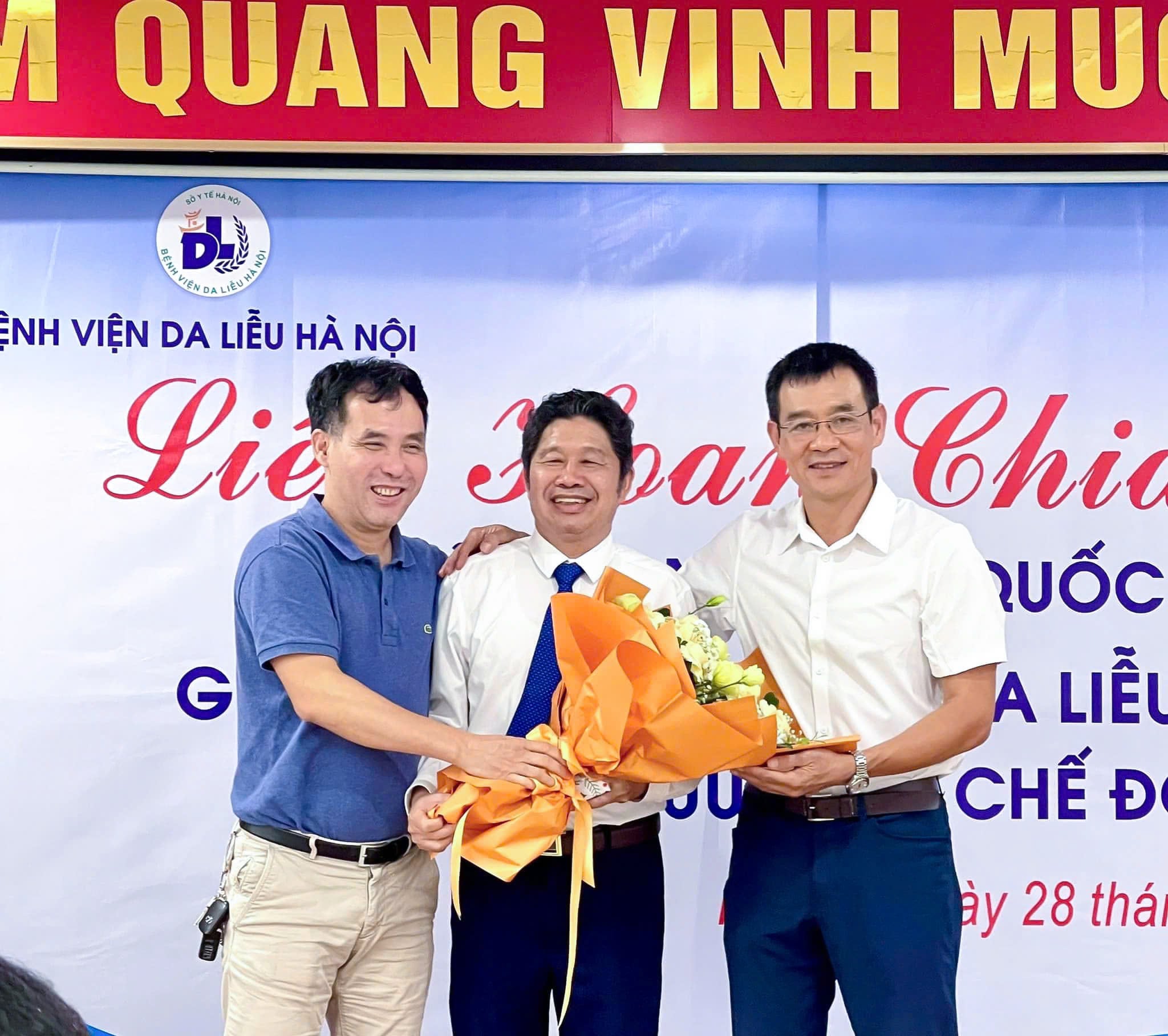 Bác sĩ chuyên khoa II Nguyễn Quốc Hưng: Hơn 30 năm vì sức khỏe da liễu cộng đồng- Ảnh 3.