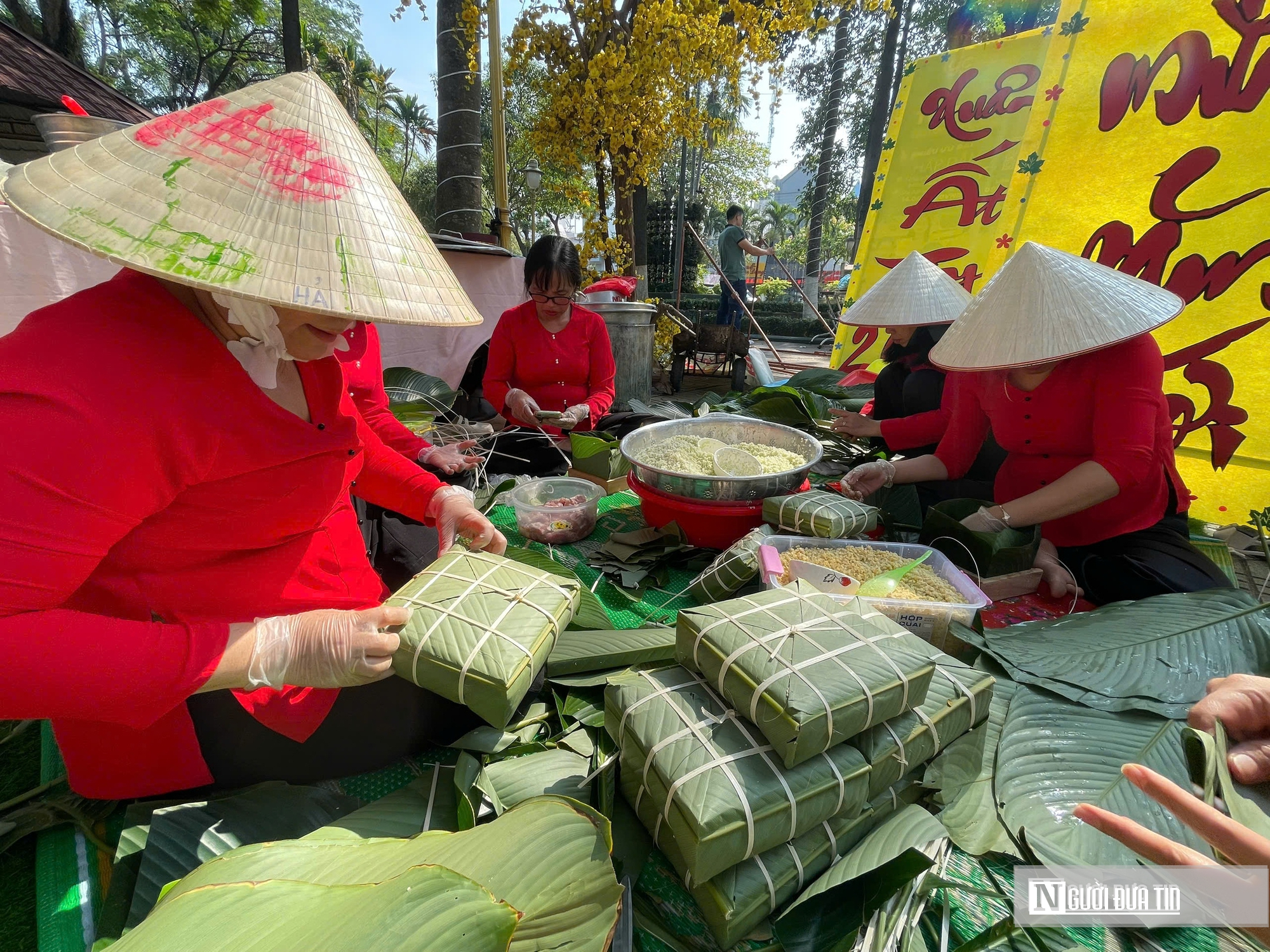 Độc đáo nghi thức dâng bánh tưởng nhớ tổ tiên dịp Tết tại Đồng Nai- Ảnh 15.