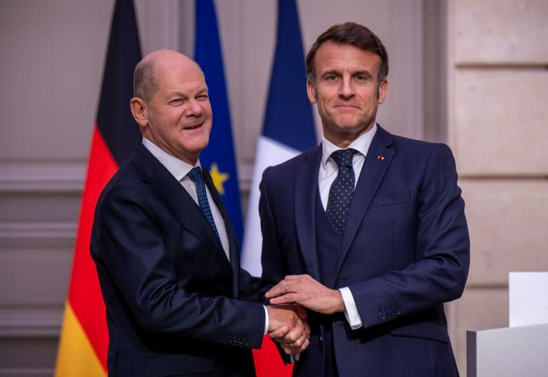 Pháp, Đức tuyên bố cùng hành động “vì một châu Âu mạnh mẽ”- Ảnh 1. Pháp, Đức tuyên bố cùng hành động “vì một châu Âu mạnh mẽ”- Ảnh 1.