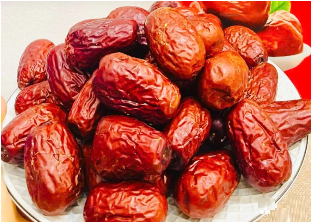 Hai thực phẩm thường dùng trong ngày Tết được ví là "Vua chống lão hóa"- Ảnh 1. Hai thực phẩm thường dùng trong ngày Tết được ví là "Vua chống lão hóa"- Ảnh 1.