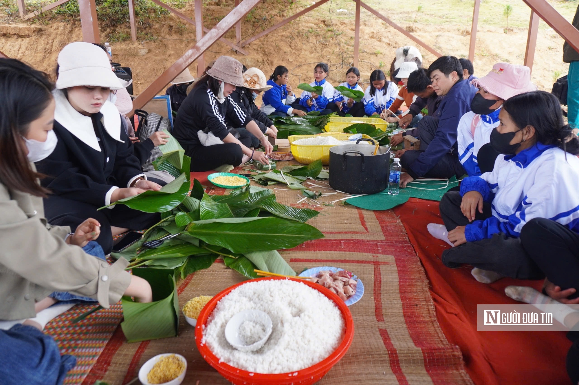 Sắc xuân trên ngôi làng tái định cư Tu Thó- Ảnh 3.