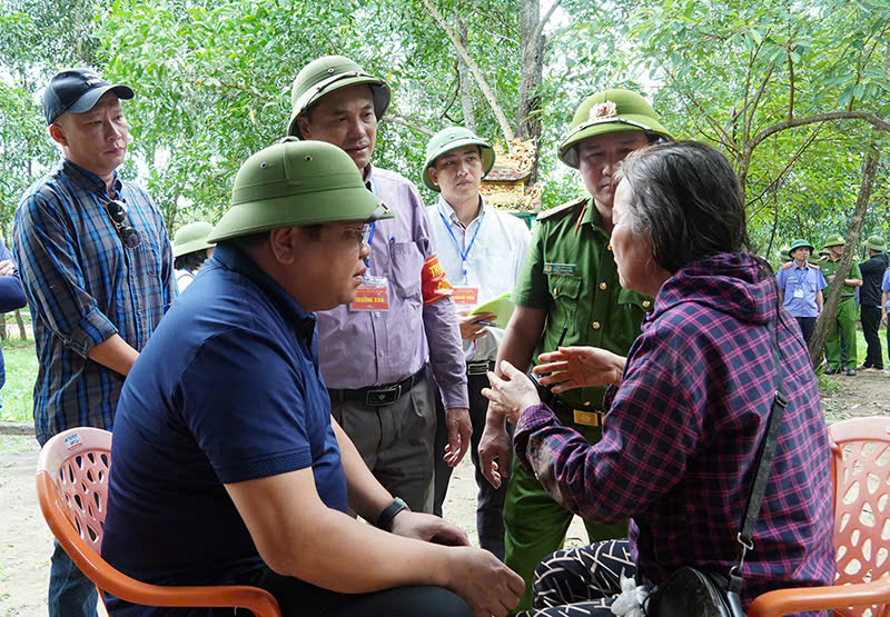 Chuyện những “anh địa chính mặc áo lính” với công tác GPMB cao tốc Bắc - Nam- Ảnh 2.