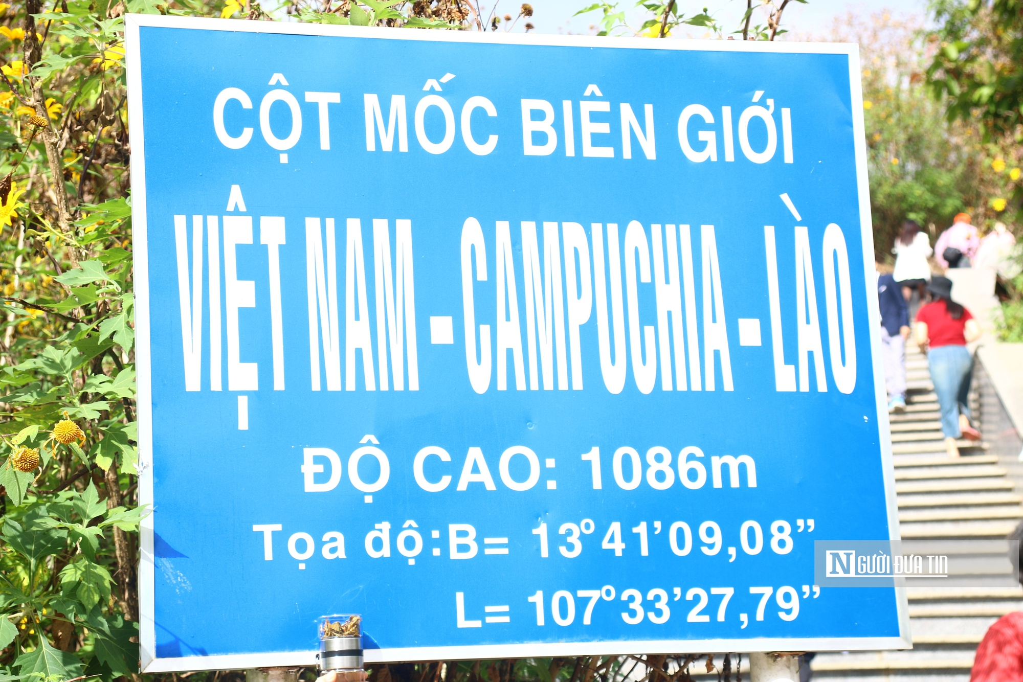 Những điều đặc biệt ở nơi có thể ngắm khung cảnh lãnh thổ 3 quốc gia- Ảnh 3.