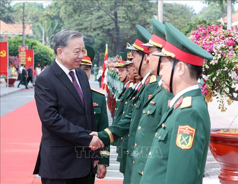 Bình Dương phải chuẩn bị đầy đủ hành trang cùng cả nước bước vào kỷ nguyên mới- Ảnh 2.