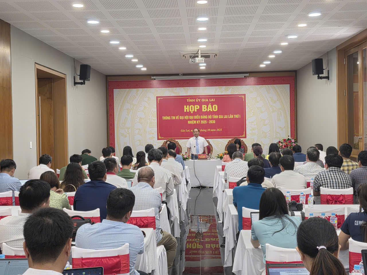 Đại hội đại biểu Đảng bộ tỉnh Gia Lai: Dấu mốc mới, thể hiện khát vọng vươn mình- Ảnh 2.