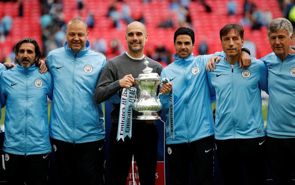 Pep Guardiola được khuyên nên rời Man City - Ảnh 1. Pep Guardiola được khuyên nên rời Man City - Ảnh 1.