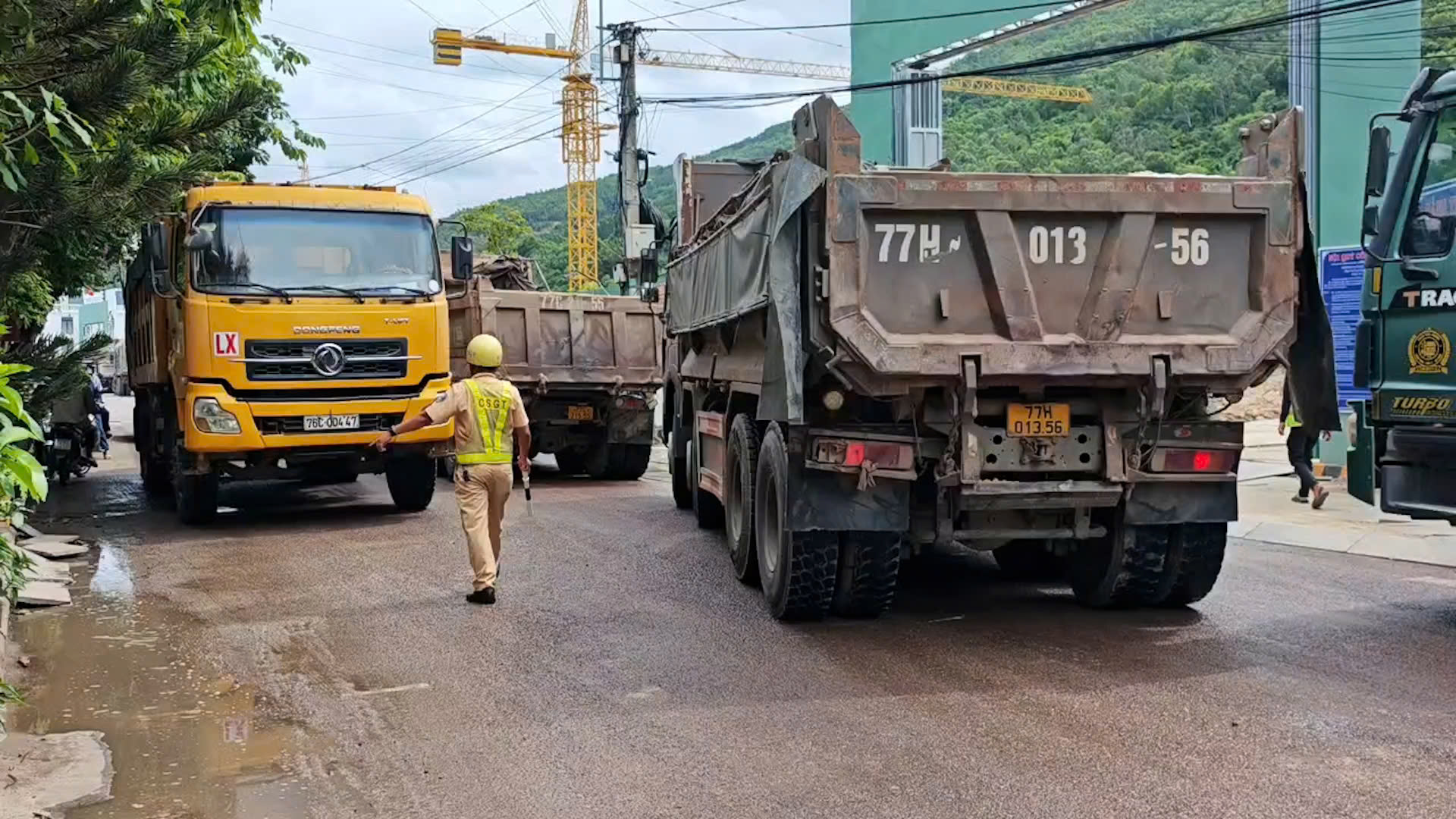Gia Lai: "Phạt nguội" hàng loạt xe ben, taxi sau phản ánh của Người Đưa Tin- Ảnh 2.
