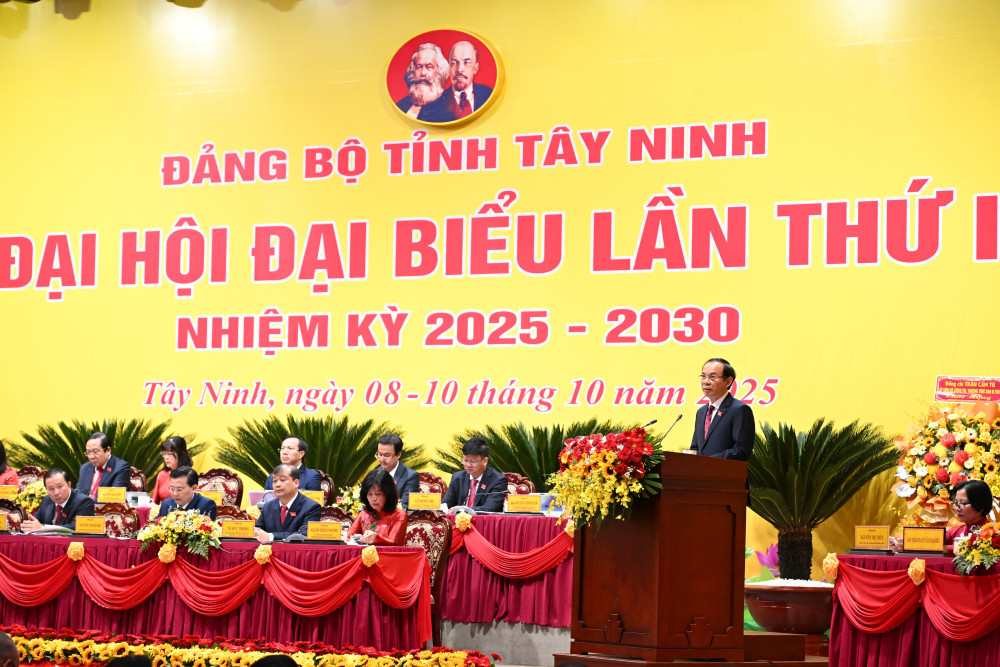 Đồng chí Nguyễn Văn Nên: Ứng dụng khoa học công nghệ, chuyển đổi số là nhiệm vụ trọng tâm của Tây Ninh - Ảnh 2.