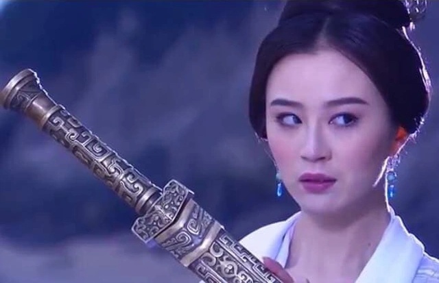 Vì sao Trương Tam Phong không dùng Ỷ Thiên kiếm để xưng bá võ lâm? - Ảnh 1. Vì sao Trương Tam Phong không dùng Ỷ Thiên kiếm để xưng bá võ lâm? - Ảnh 1.