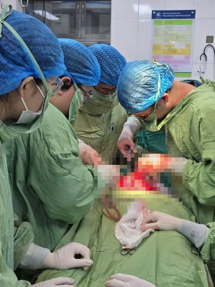 Tự uống thuốc phá thai tại nhà, cô gái 27 tuổi vỡ tử cung - Ảnh 1.
