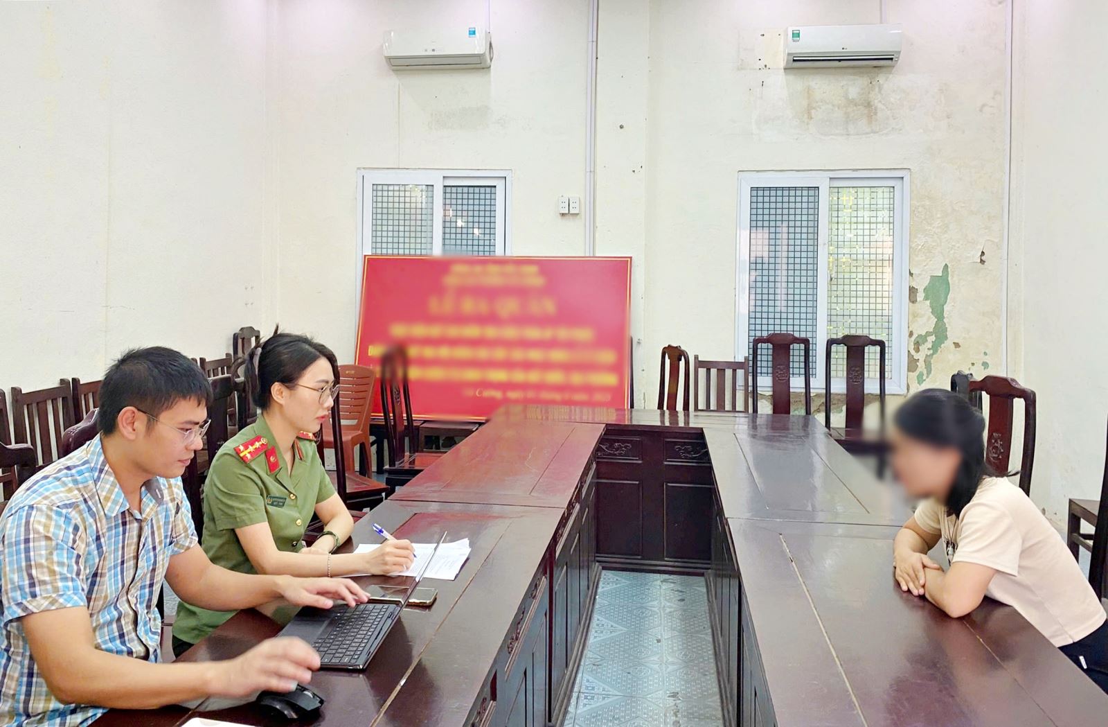 Xử lý 4 người tung tin sai sự thật về dự án Sân bay Gia Bình và Công viên nghĩa trang Đại Lai - Ảnh 2.