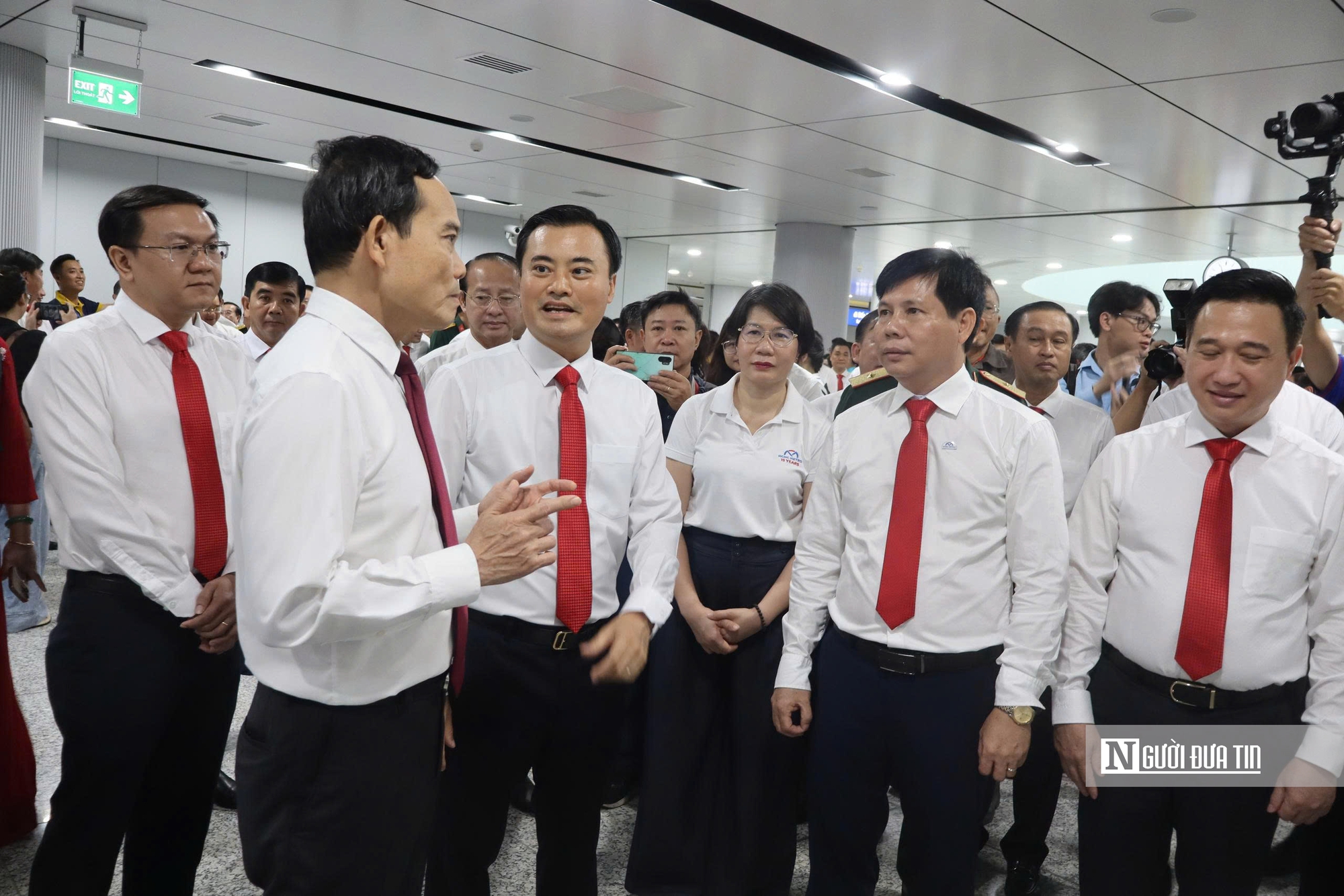 Bí thư Thành ủy Trần Lưu Quang cùng đoàn Đại biểu Đảng bộ tham quan Metro số 1- Ảnh 2.