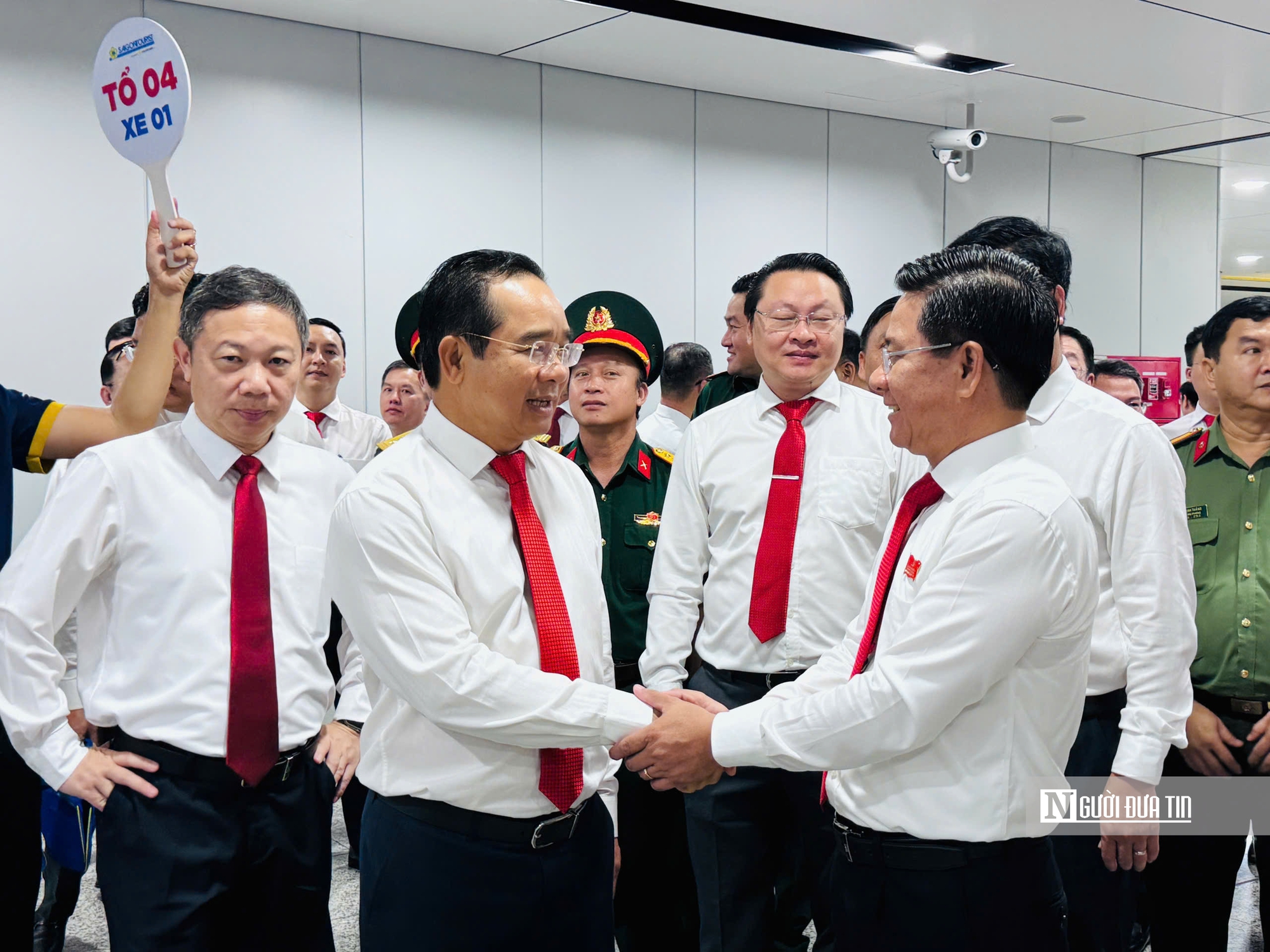 Bí thư Thành ủy Trần Lưu Quang cùng đoàn Đại biểu Đảng bộ tham quan Metro số 1- Ảnh 3.