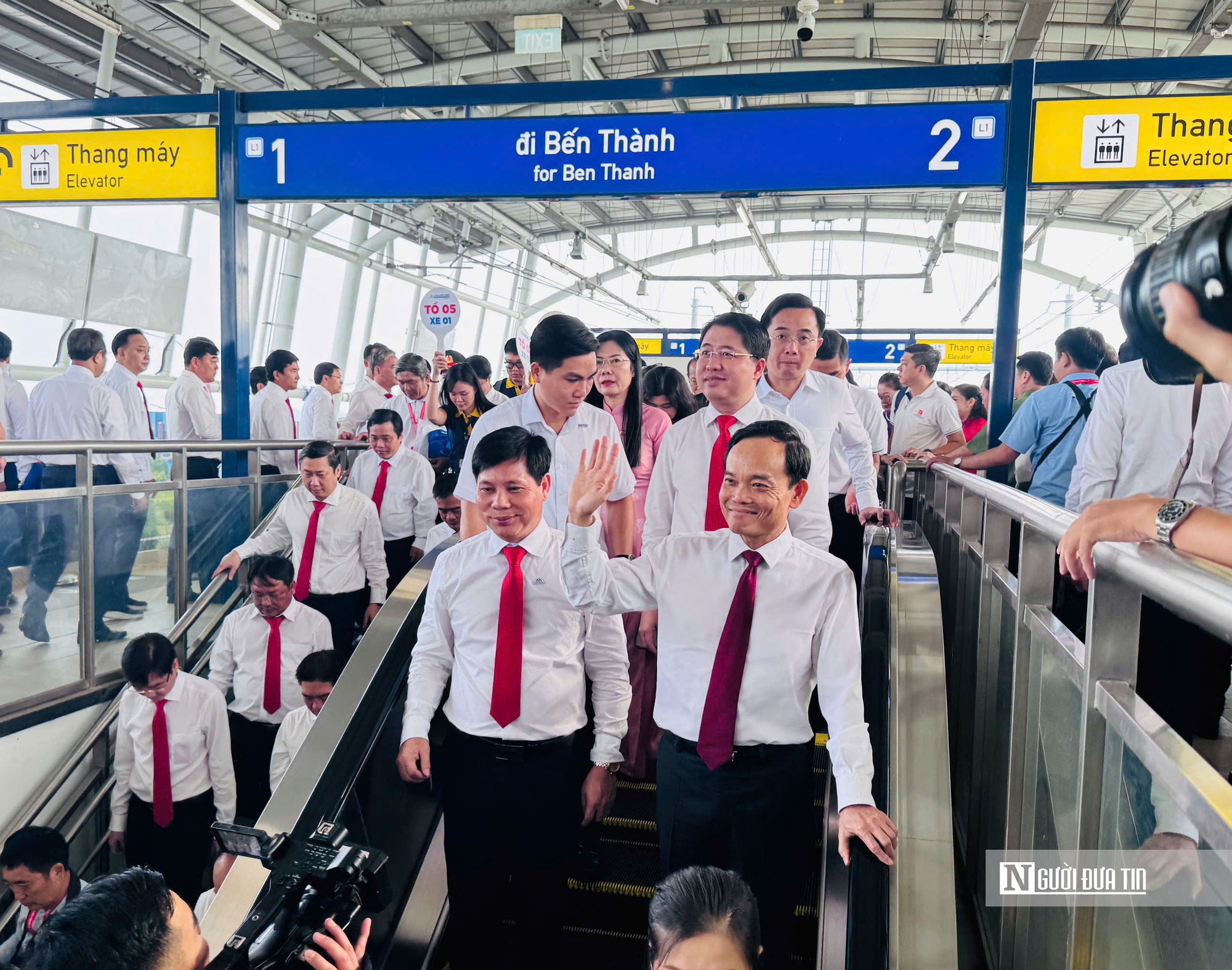 Bí thư Thành ủy Trần Lưu Quang cùng đoàn Đại biểu Đảng bộ tham quan Metro số 1- Ảnh 6.