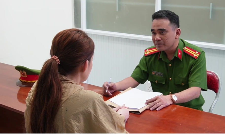 Vụ Ngân 98 bị bắt: Công an làm việc với nhạc sĩ Lương Bằng Quang- Ảnh 3.