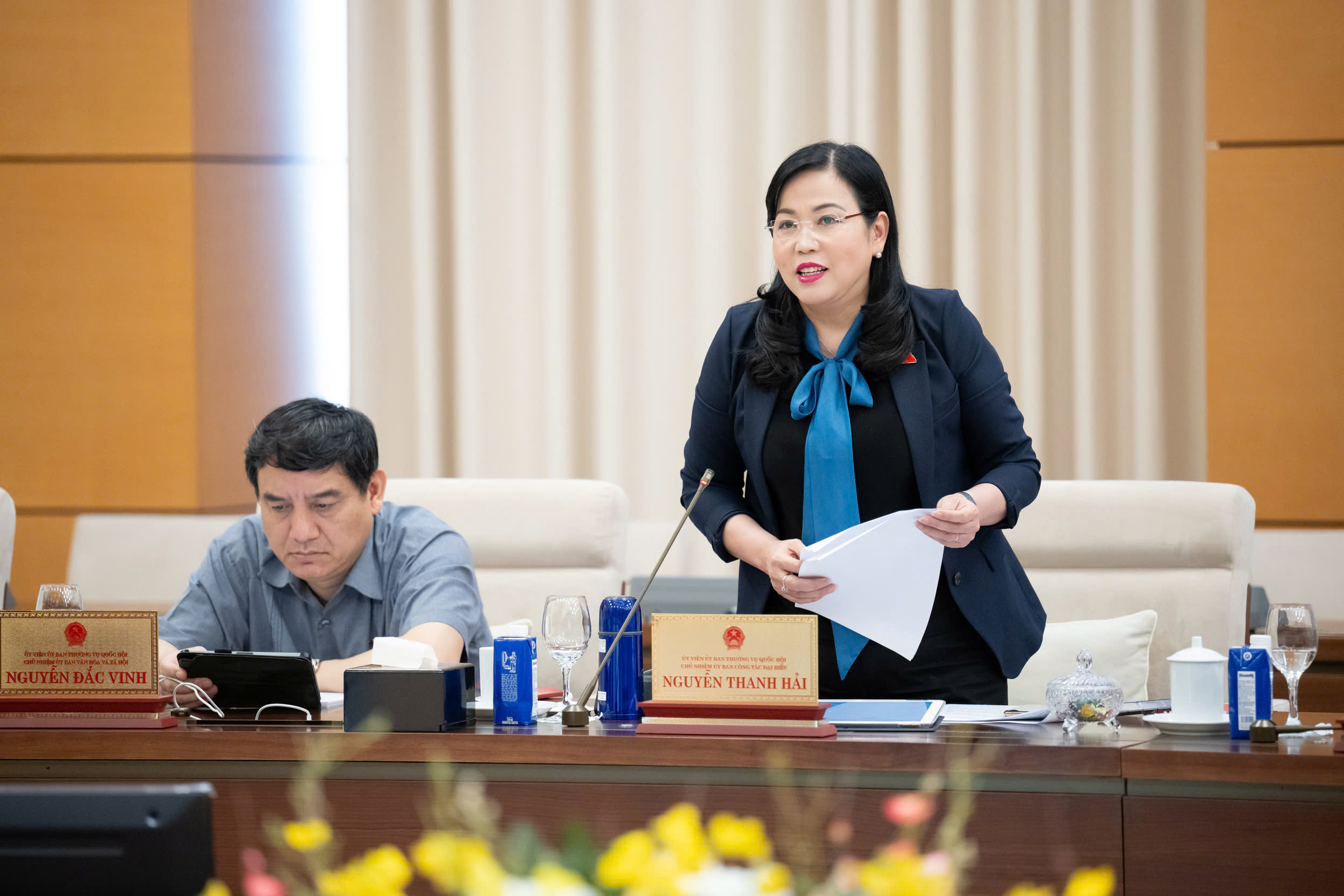 Người dân mua bảo hiểm dễ, nhận quyền lợi khó - Ảnh 1.