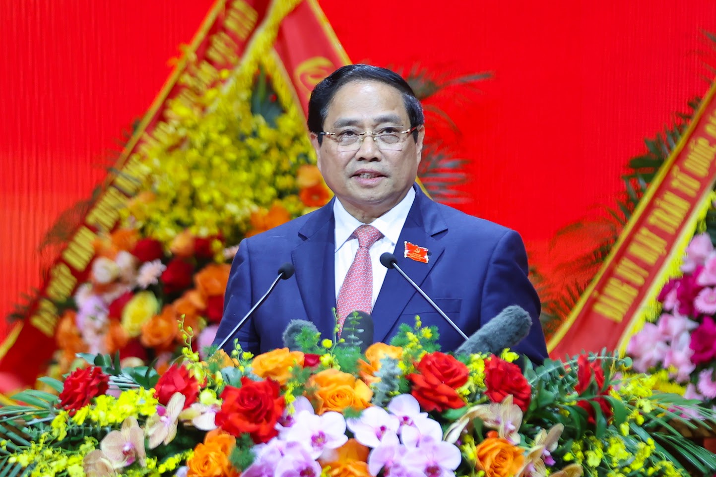 Đảng bộ Chính phủ quyết tâm phấn đấu là Đảng bộ tiên phong, gương mẫu - Ảnh 1.