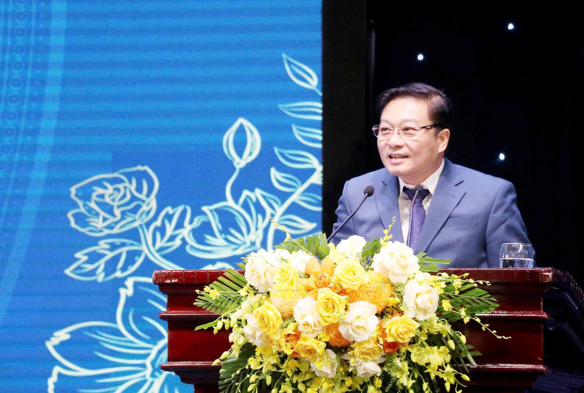 Lãnh đạo Nghệ An: Chính quyền đồng hành cùng doanh nghiệp, tạo sức bật cho phát triển- Ảnh 2.