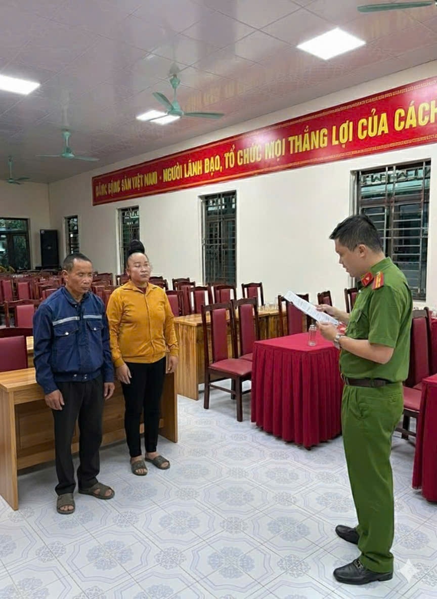 Đánh tráo dây chuyền vàng của cụ bà 86 tuổi, đôi nam nữ bị bắt - Ảnh 1.