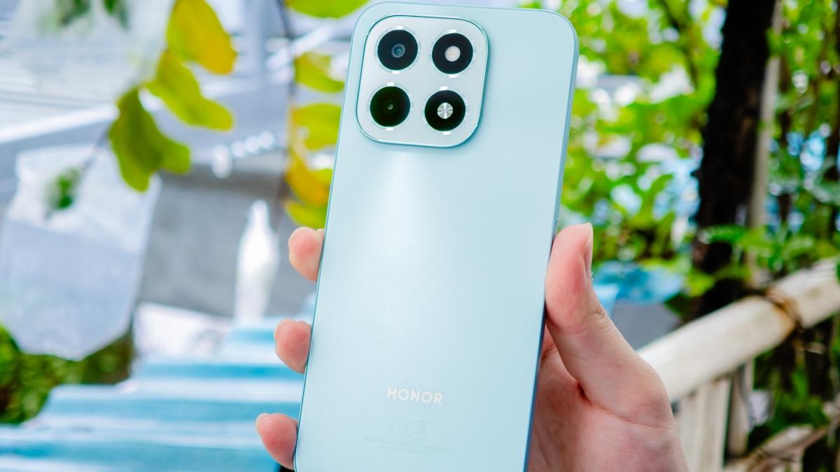 Review điện thoại Honor: Đối thủ mới khiến người dùng bất ngờ- Ảnh 4. Review điện thoại Honor: Đối thủ mới khiến người dùng bất ngờ- Ảnh 4.