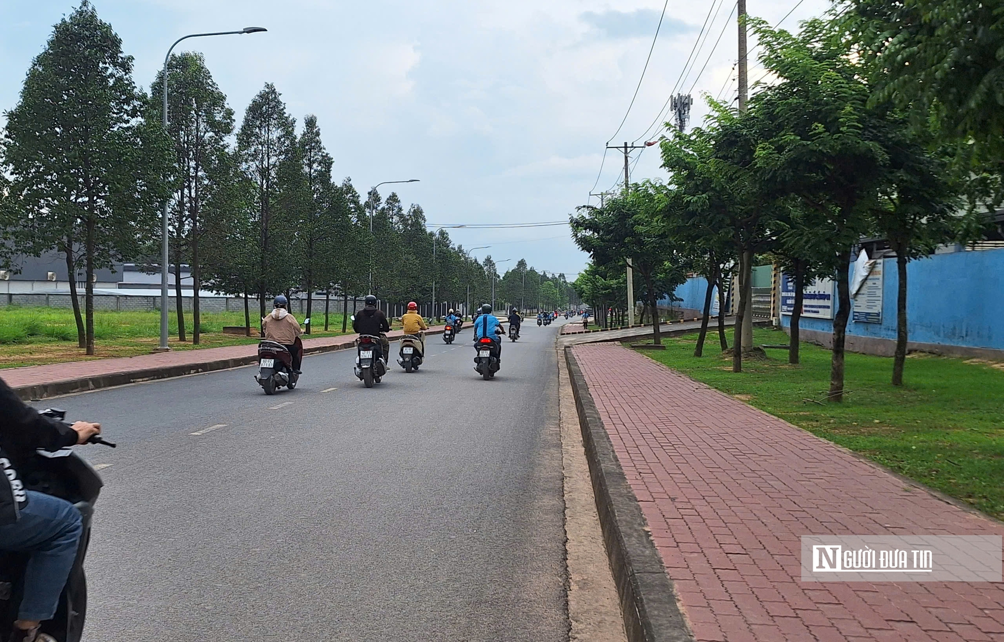 Người lao động "bên lề" giấc mơ an cư - Kỳ 3: "Chìa khóa" kéo giá nhà về tầm tay dân- Ảnh 2. Người lao động "bên lề" giấc mơ an cư - Kỳ 3: "Chìa khóa" kéo giá nhà về tầm tay dân - Ảnh 2.