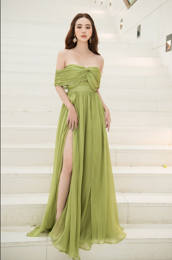 Nhan sắc gợi cảm của Huyền Lizzie sau khi hoàn thành vai diễn đầy ấn tượng - Ảnh 1. Nhan sắc gợi cảm của Huyền Lizzie sau khi hoàn thành vai diễn đầy ấn tượng - Ảnh 1.