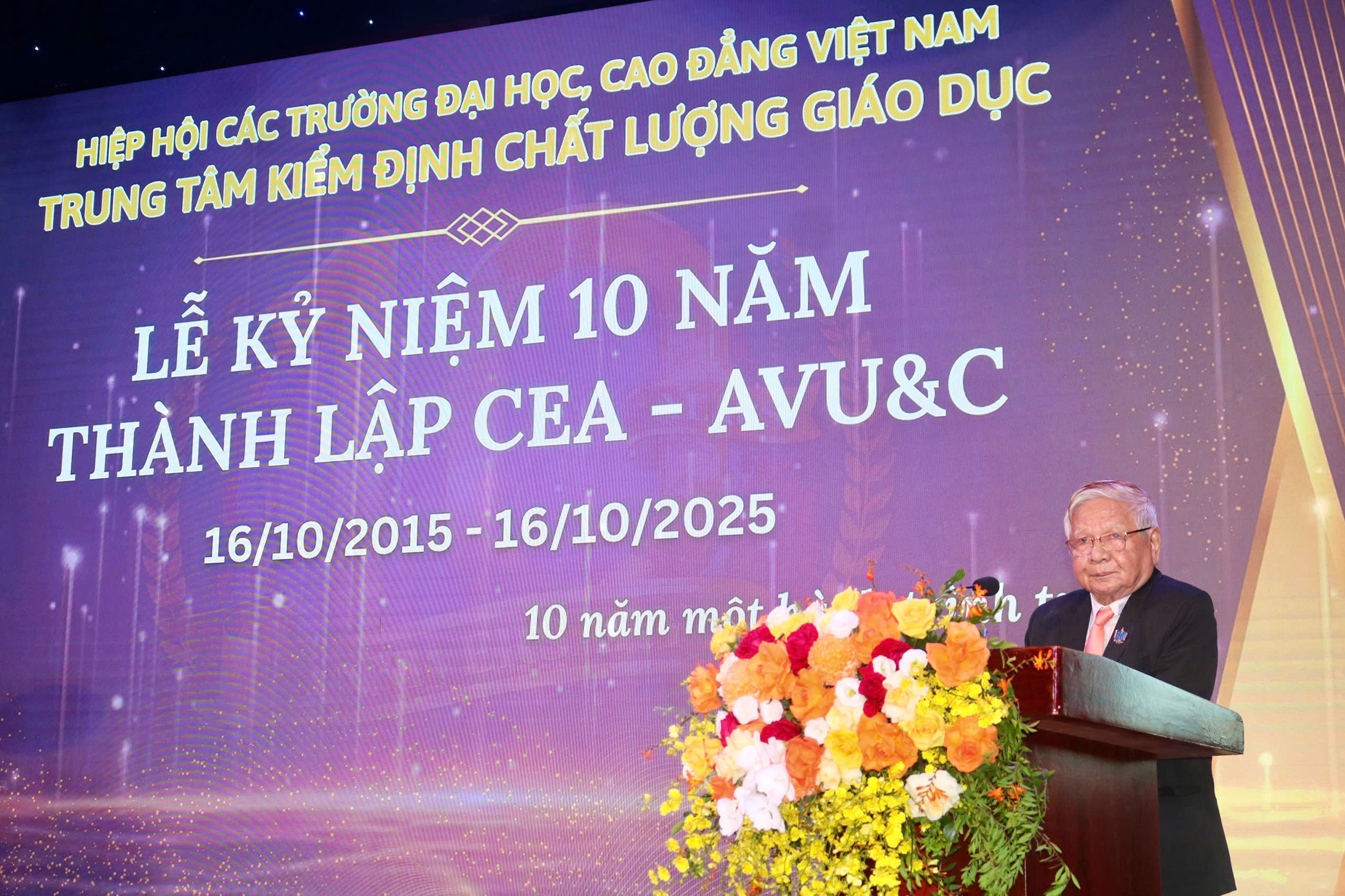 Kiểm định chất lượng giáo dục phải "công khai – công tâm - chất lượng - hiệu quả"- Ảnh 2. Kiểm định chất lượng giáo dục phải "công khai – công tâm - chất lượng - hiệu quả"- Ảnh 2.