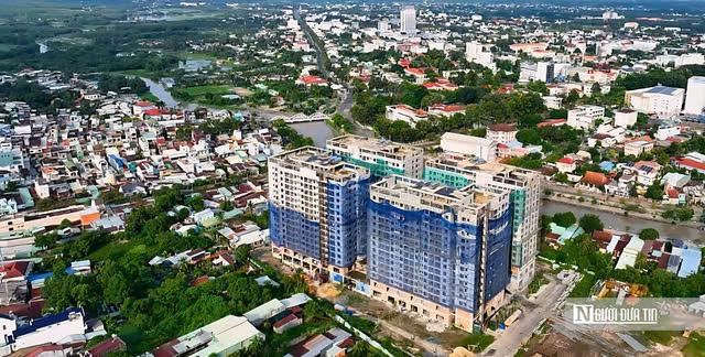 Người lao động "bên lề" giấc mơ an cư - Kỳ 3: "Chìa khóa" kéo giá nhà về tầm tay dân- Ảnh 3. Người lao động "bên lề" giấc mơ an cư - Kỳ 3: "Chìa khóa" kéo giá nhà về tầm tay dân - Ảnh 3.