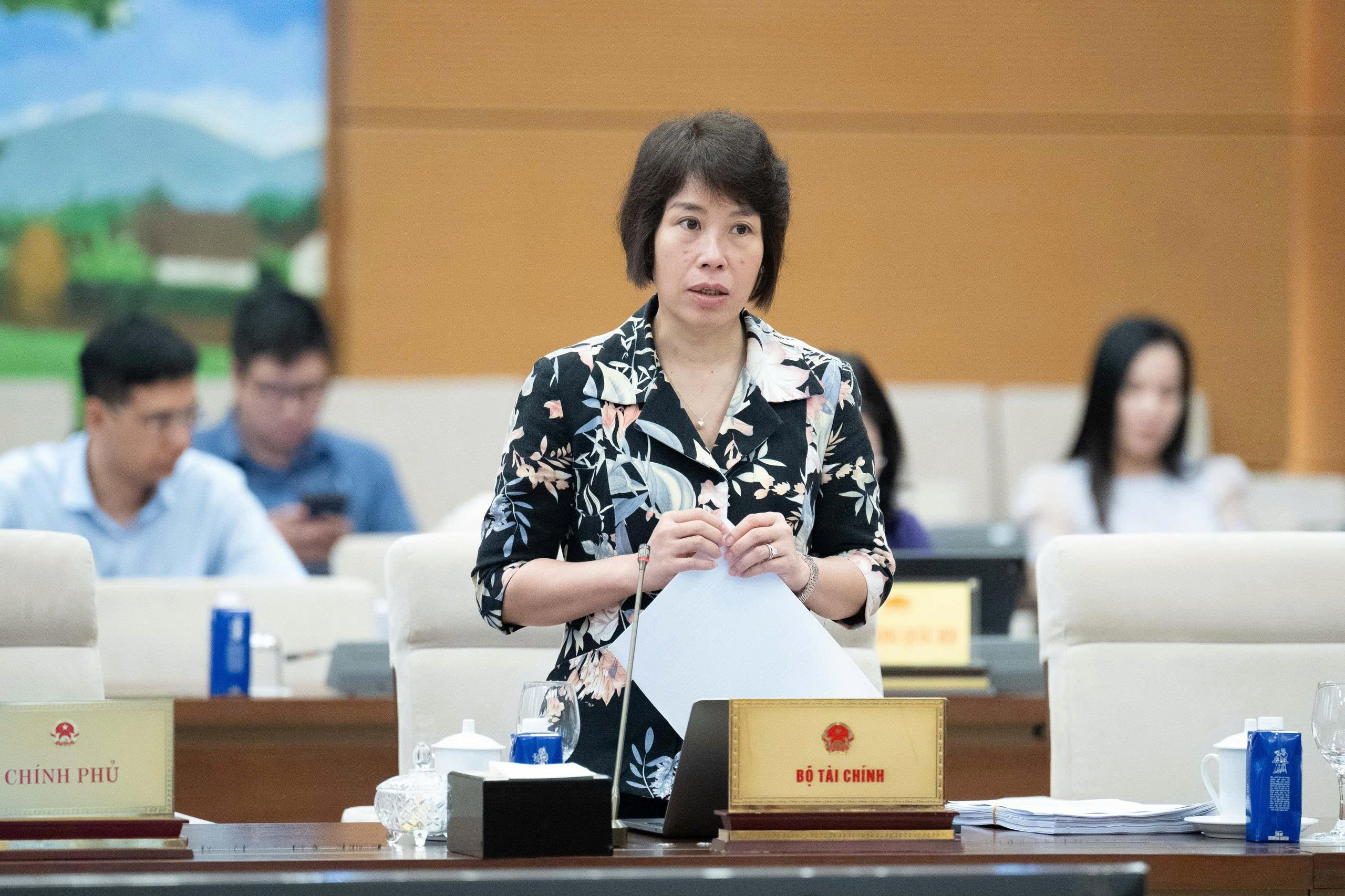 Đề xuất cấm đầu tư kinh doanh thuốc lá điện tử, thuốc lá nung nóng - Ảnh 1.