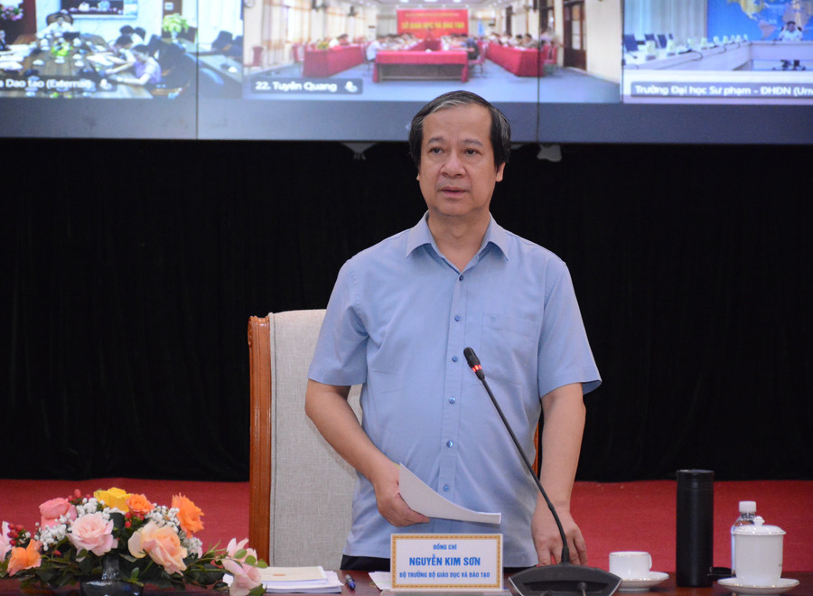 Hội nghị tổng kết, đánh giá kết quả triển khai chương trình, sách giáo khoa giáo dục phổ thông giai đoạn 2020–2025 - Ảnh 1.
