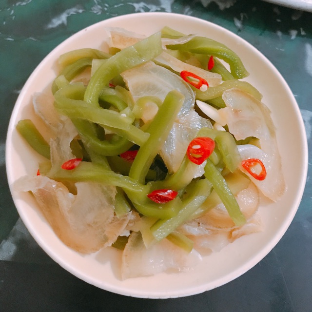 Loại rau trông như "nắm cỏ", xưa rẻ bèo nay lên tầm đặc sản giá nửa triệu/kg - Ảnh 4.