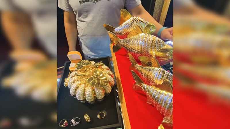 Mang số vàng giữ suốt 18 năm đi kiểm tra, người đàn ông sốc nặng khi biết giá trị- Ảnh 1. Mang số vàng giữ suốt 18 năm đi kiểm tra, người đàn ông sốc nặng khi biết giá trị- Ảnh 1.