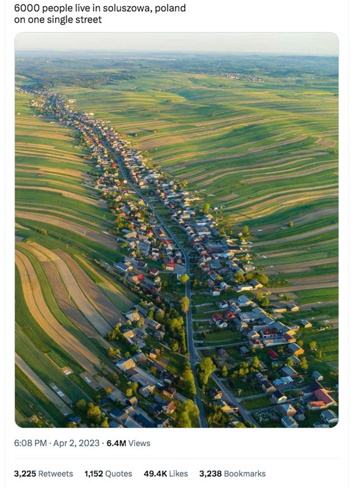 Ngôi làng kỳ lạ đẹp như tranh vẽ mà chỉ có duy nhất một con đường dài hơn 9km - Ảnh 4.