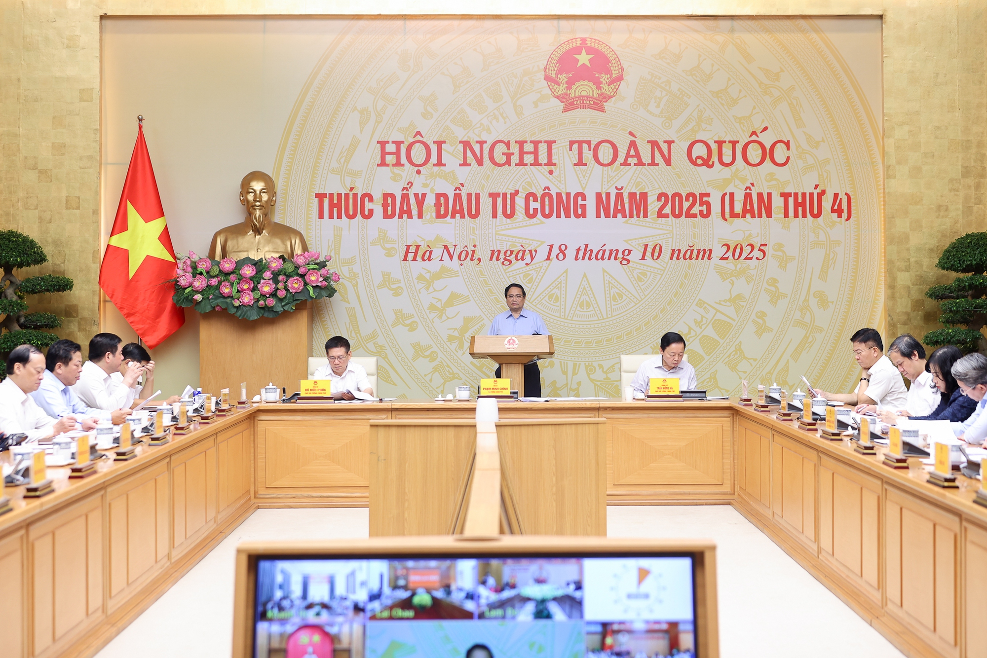 Thủ tướng: Giải ngân vốn đầu tư công vừa là chức trách nhiệm vụ, vừa là lương tâm, đạo đức công vụ của cán bộ - Ảnh 2.