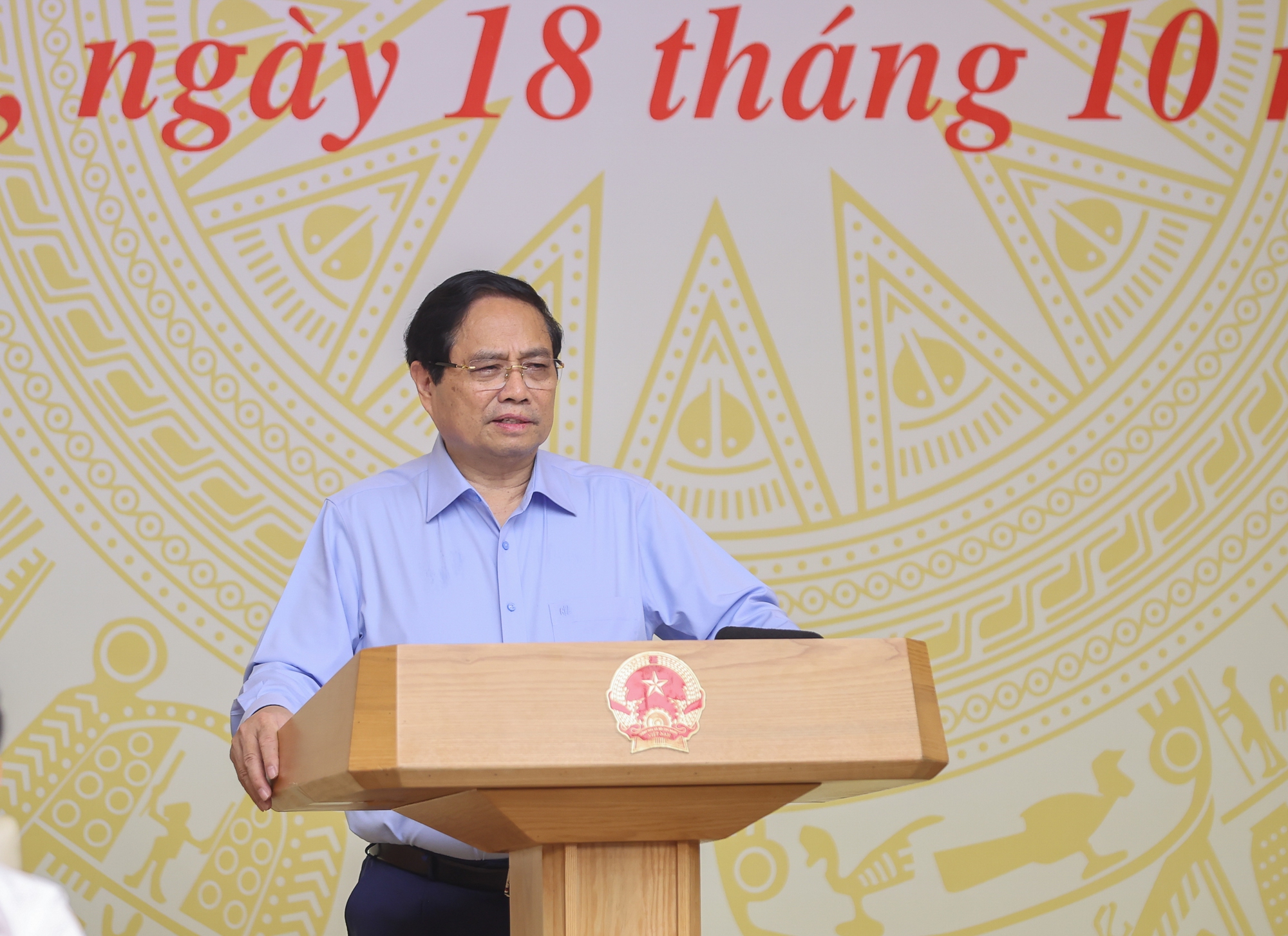 Thủ tướng: Giải ngân vốn đầu tư công vừa là chức trách nhiệm vụ, vừa là lương tâm, đạo đức công vụ của cán bộ - Ảnh 1.