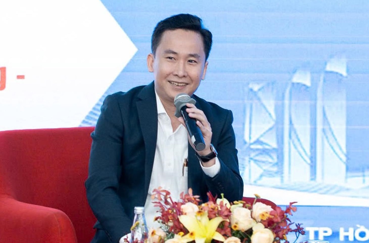 Người lao động "bên lề" giấc mơ an cư - Kỳ 2: Có mái ấm để về là tuổi trẻ gắn với nỗi lo trả nợ- Ảnh 6. Người lao động "bên lề" giấc mơ an cư - Kỳ 2: Có mái ấm để về là tuổi trẻ gắn với nỗi lo trả nợ- Ảnh 6.