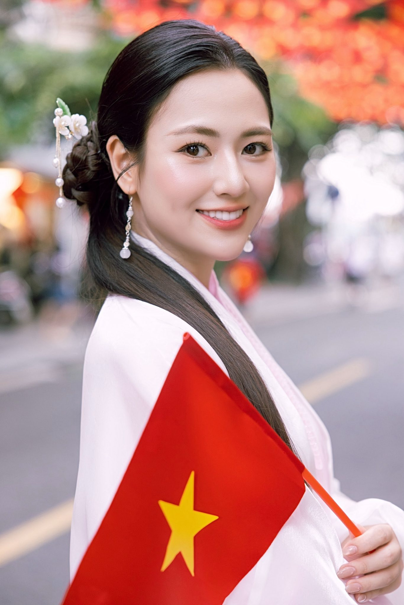 Đời thực của diễn viên đóng cảnh nóng táo bạo đang gây chú ý phim giờ vàng VTV - Ảnh 6.
