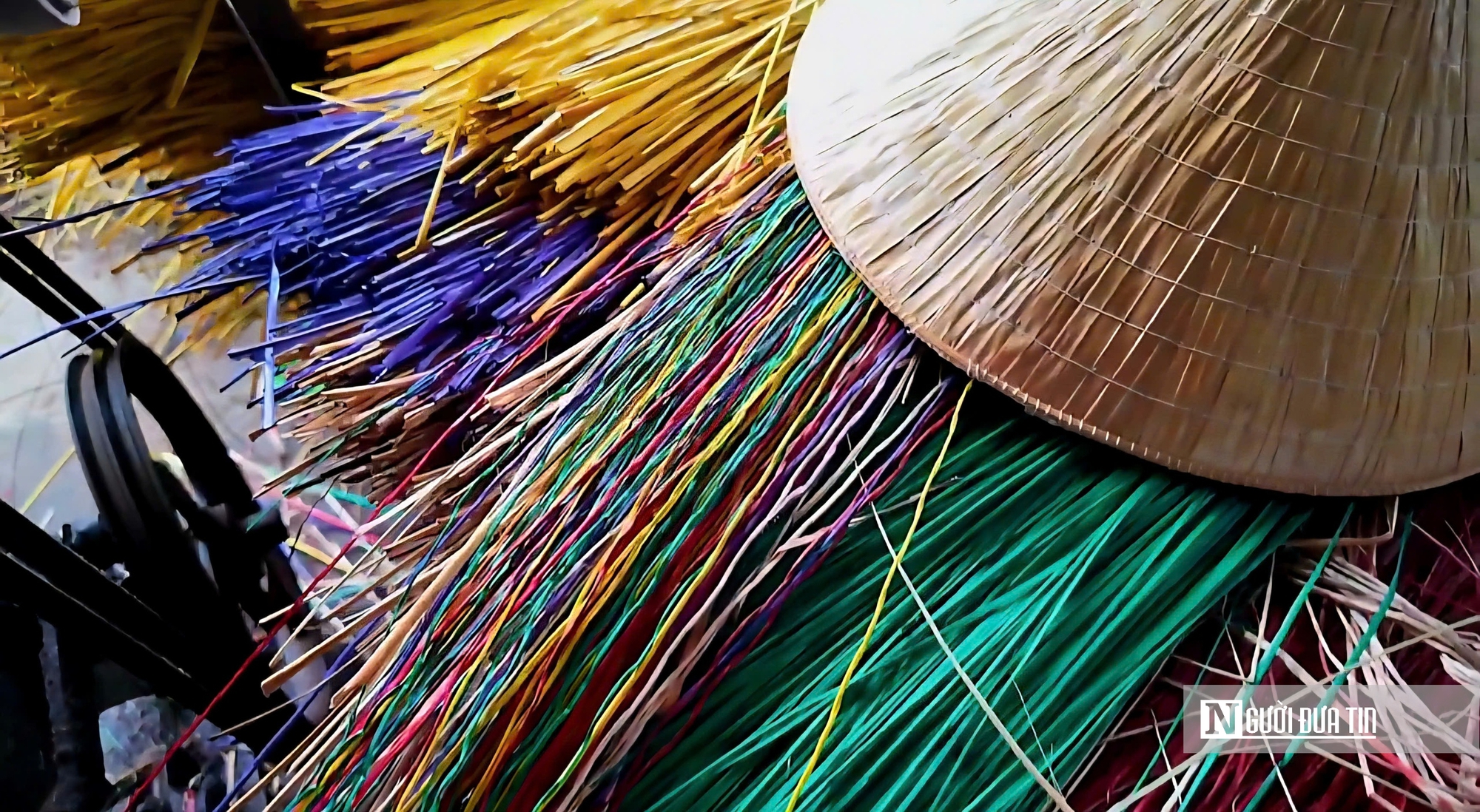 Làng chiếu Định Yên: Gian nan mưu sinh nhưng không đành buông tay- Ảnh 8.