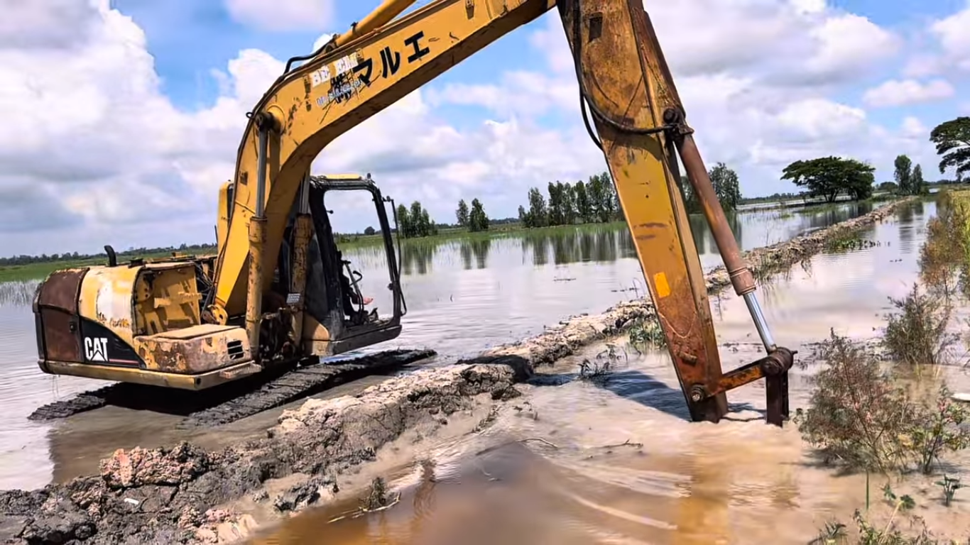Nước lũ lên nhanh: Đồng Tháp Mười Tây Ninh căng mình chống đỡ - Ảnh 27.