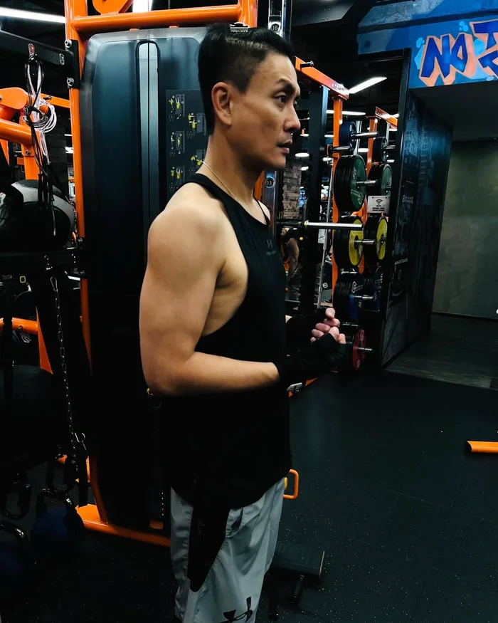 Tài tử 8X được gia đình giàu sụ sẵn sàng chi 1,8 tỷ đồng để "bắt rể" - Ảnh 3.
