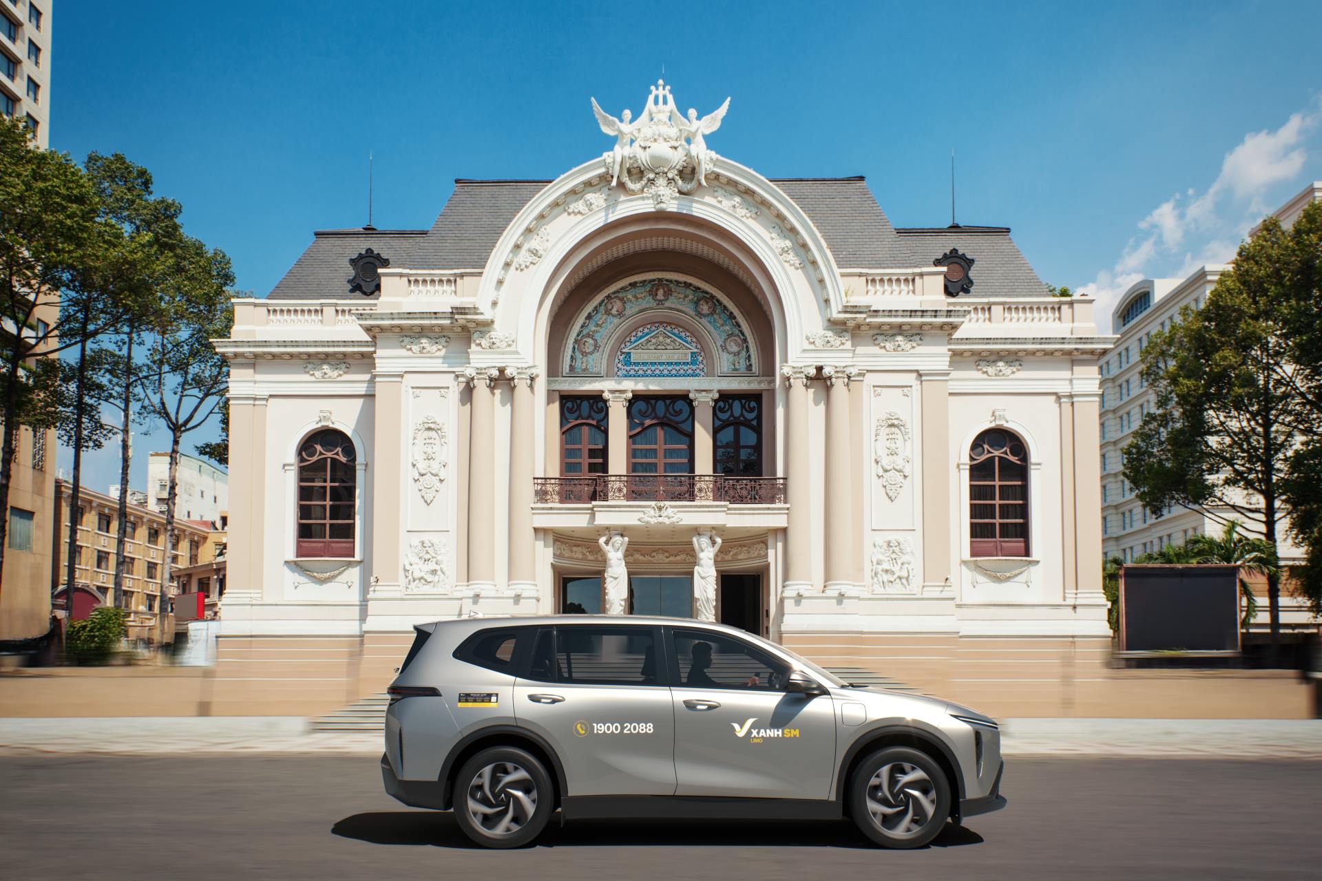 Xanh SM ra mắt dịch vụ taxi điện 7 chỗ cao cấp Xanh SM Limo - Ảnh 3.