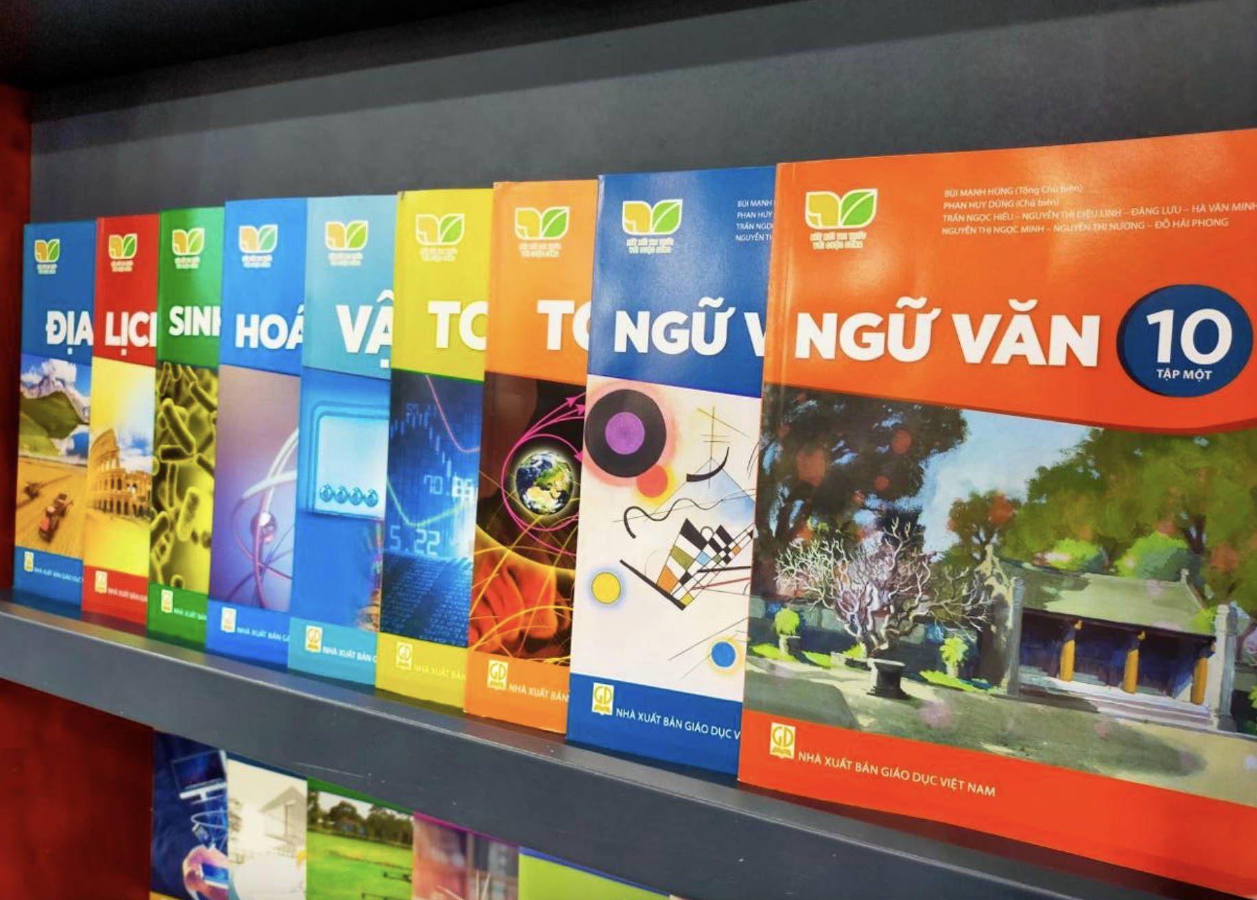 Bộ SGK được lựa chọn phải bám sát chương trình học thống nhất - Ảnh 2.