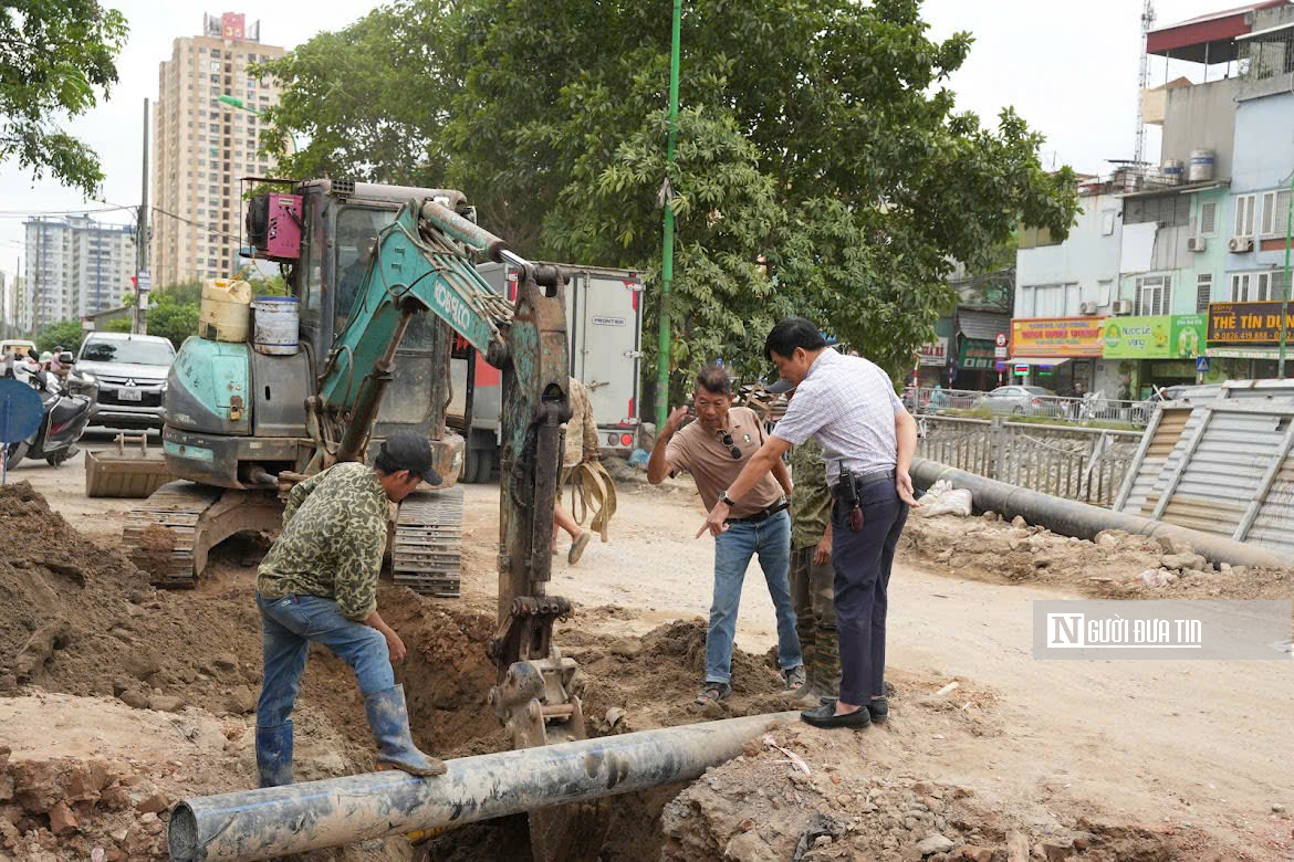 Hà Nội: Làm đường tạm, tái khởi động cầu L3 sau nhiều năm “đắp chiếu” - Ảnh 10.