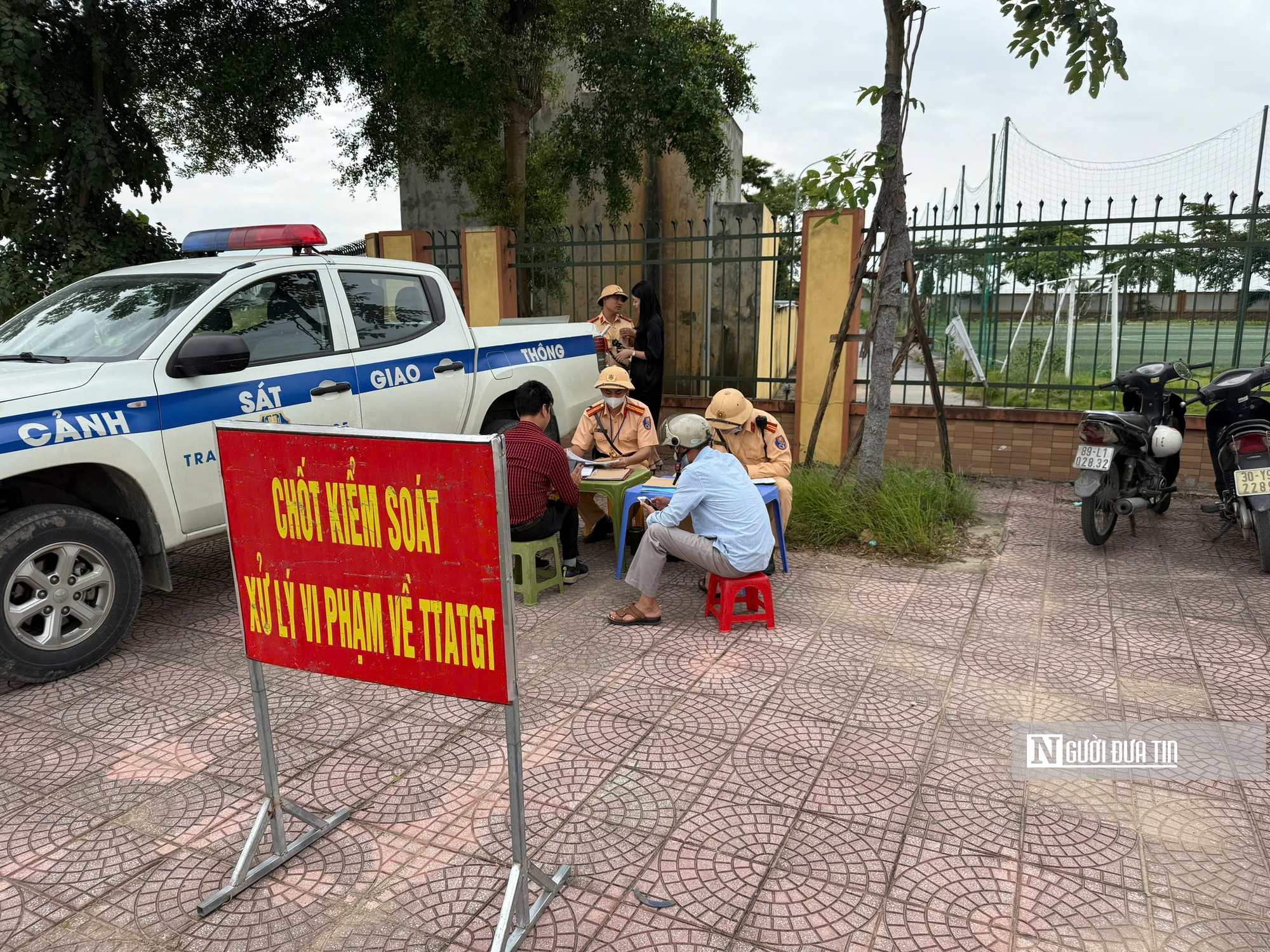 CSGT tăng cường kiểm tra nồng độ cồn nhiều trương hợp vi phạm bị xử lý nghiêm - Ảnh 1.
