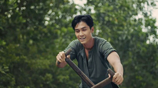 "Hoa hậu làng hài" già nua khác thường gây tò mò- Ảnh 6. "Hoa hậu làng hài" già nua khác thường gây tò mò- Ảnh 6.