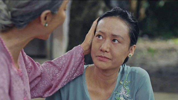 "Hoa hậu làng hài" già nua khác thường gây tò mò- Ảnh 9. "Hoa hậu làng hài" già nua khác thường gây tò mò- Ảnh 9.