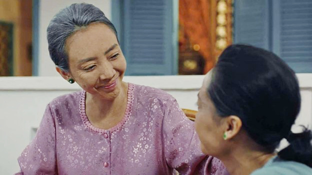 "Hoa hậu làng hài" già nua khác thường gây tò mò- Ảnh 10. "Hoa hậu làng hài" già nua khác thường gây tò mò- Ảnh 10.